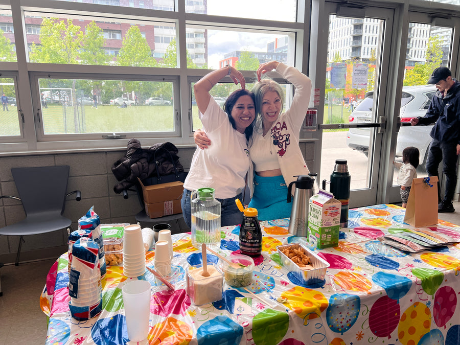 Blue Pepper tea tasting at a community wellness event