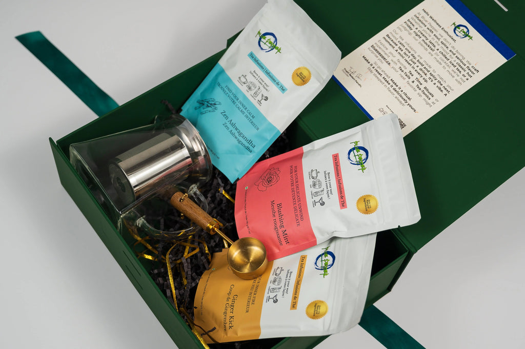 The Tea Ritual Box (3 Tea Infusions, 1 Glass Kettle with Infuser & 1 Spoon) Blue Pepper