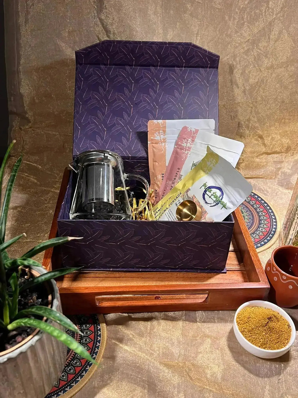 Mindful Moments Gift Box Blue Pepper